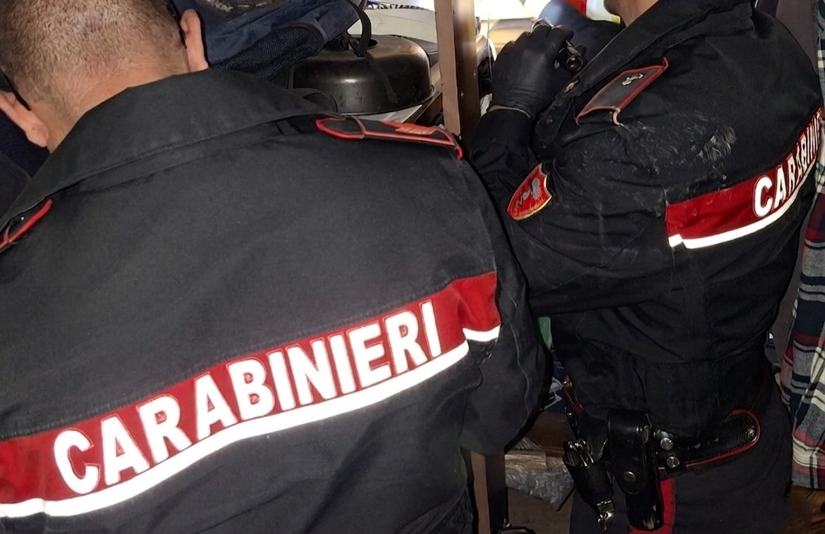 Presidio rafforzato, un arresto dopo i danneggiamenti