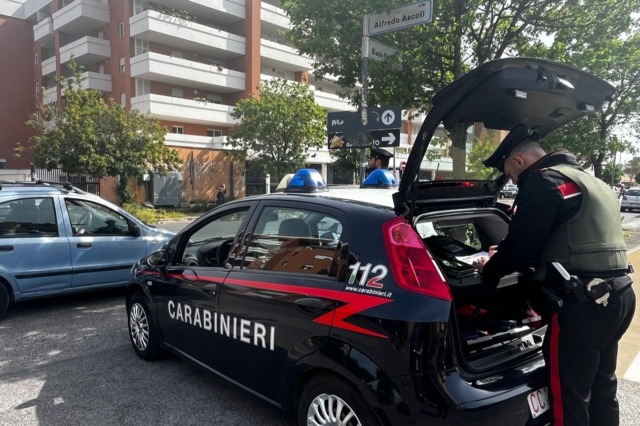 Alverone alla guida della compagnia carabinieri di Menaggio