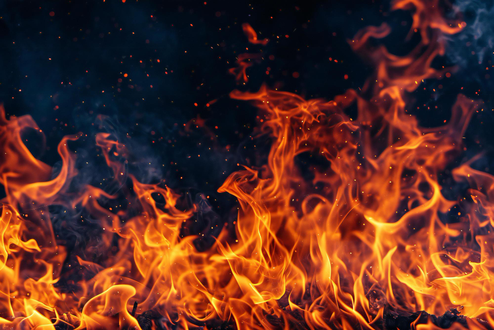 Incendio sul Monte Goj: oltre 130 vigili in azione