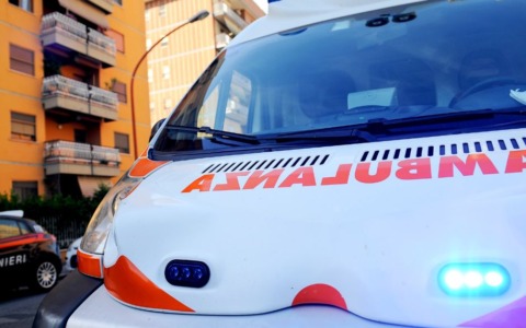 Chiusura del lungolago, code e un’ambulanza bloccata