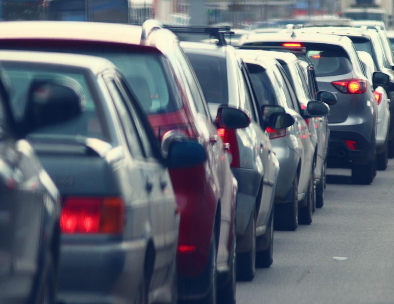 Viale Varese: una corsia chiusa fino a novembre